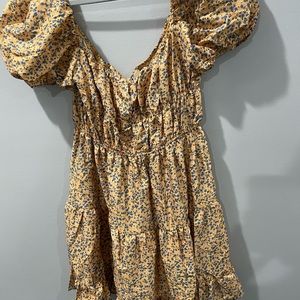 I’m a small business owner and I’m trying to sell my products on poshmark